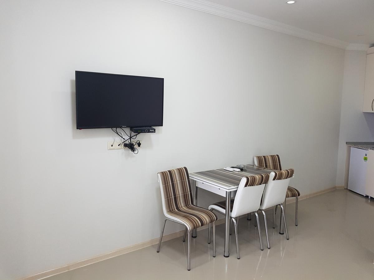 Apartment In Front Of Mcdonald'S Batumi Exterior foto