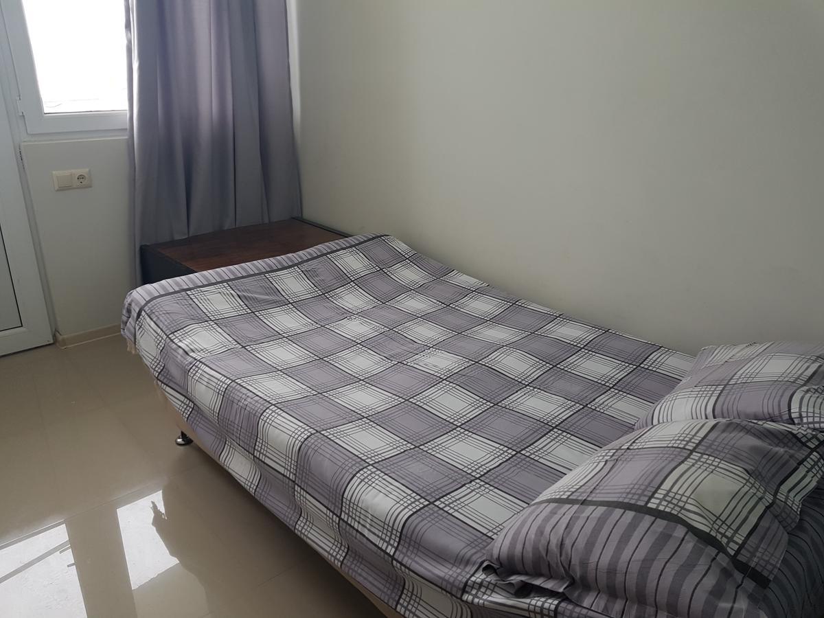 Apartment In Front Of Mcdonald'S Batumi Exterior foto